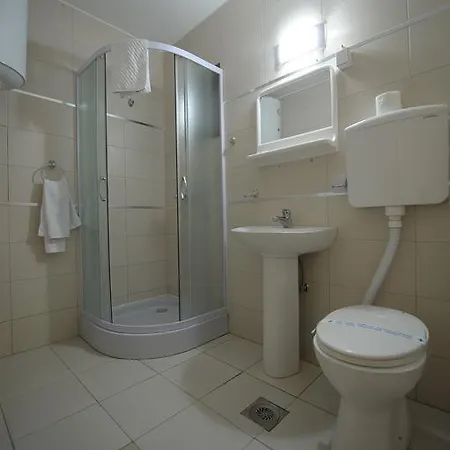 Novi Curan Bělehrad