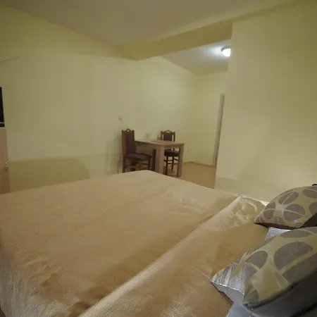 Novi Curan 2* Bělehrad